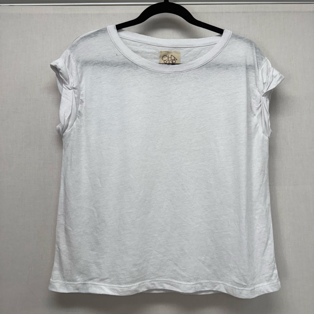 Women's Chaser White Short Sleeve Tee M